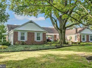 4305 Crestview Rd, Harrisburg, PA 17112