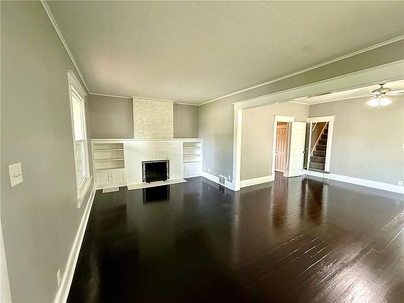 5th image of 305 S 31st St