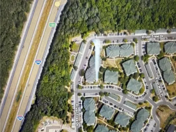 1311 River Tree Dr, Chester, VA 23836