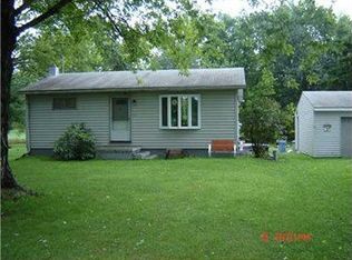 454 Pulaski Rd, Pulaski, PA 16143