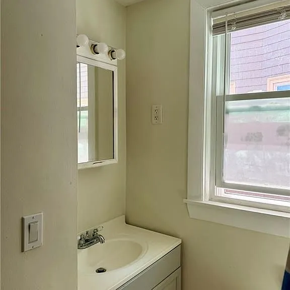 552 Hope St #1 — Photo 18