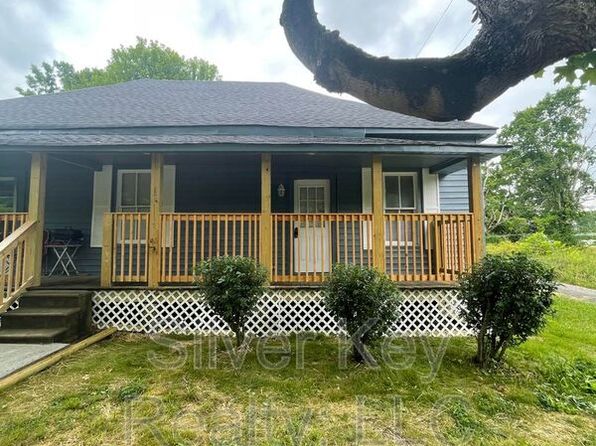 17 Sunset Ave Unit 2