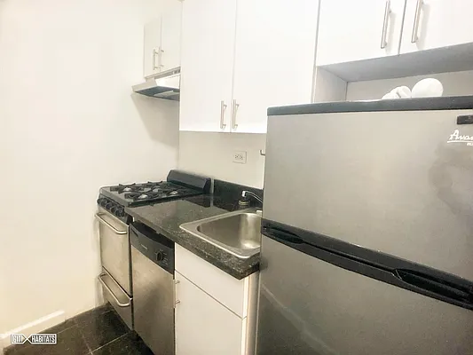 Rented by Citi Habitats | media 3