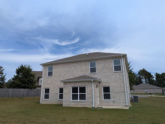 2nd image of 50 Sydney Cir