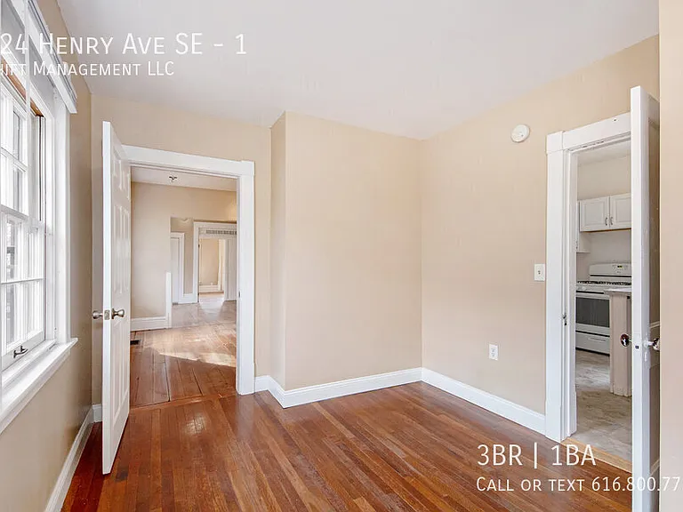 424 Henry Ave SE #1 — Photo 11