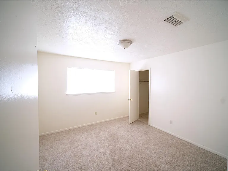 12327 Shannon Hill Cir — Photo 11