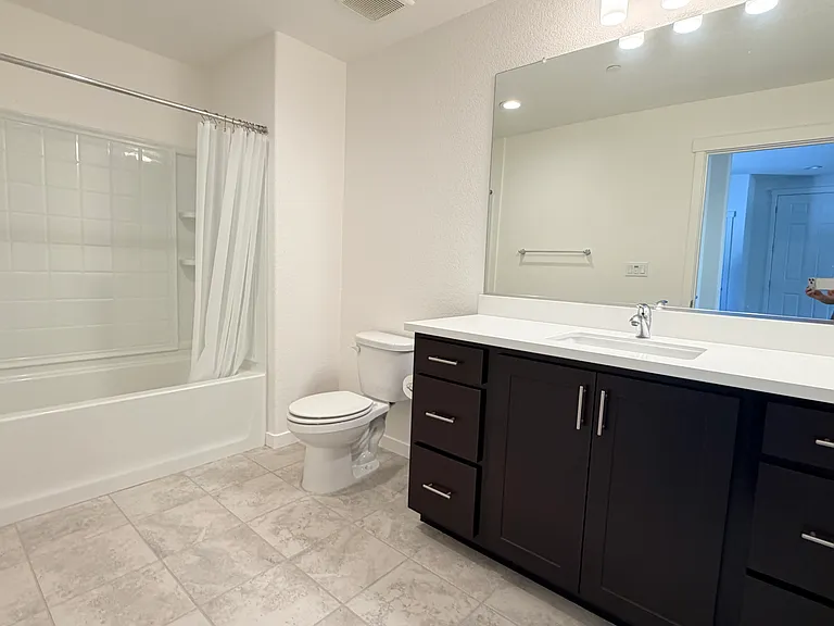 2500 Wildflower Sta #2500 — Photo 14