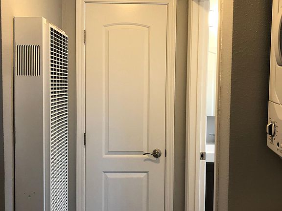 4th image of 430 E Maude Ave #10