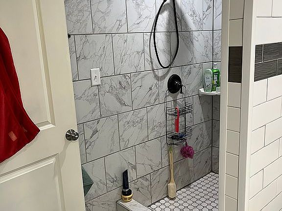 Master Bathroom - Shower