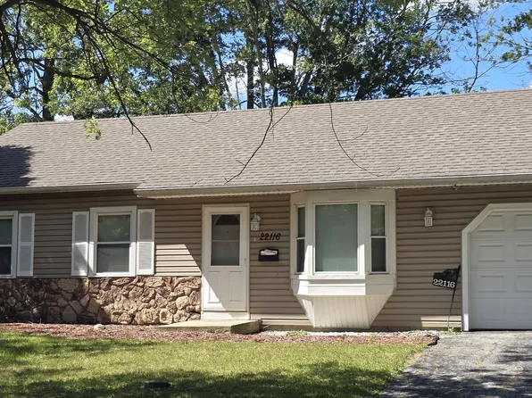 22116 Brookwood Dr, Sauk Village, IL 60411