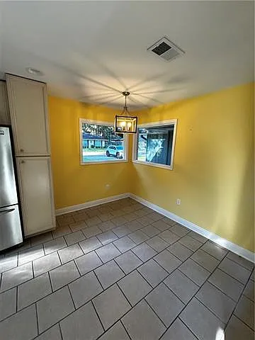 3 bed, 2.0 bath, 2000 sqft, $2,500 — Photo 4