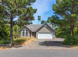 4933 Oceana Dr, Florence, OR