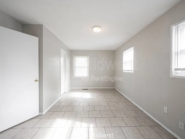 5925 Sunwood Dr — Photo 19