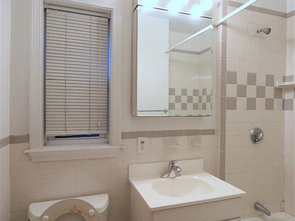 4th image of 189 Brookline St