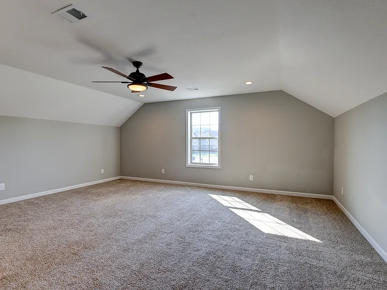 1008 Meadowview Ln — Photo 27