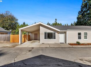 902 Pioneer St #910, Ridgefield, WA 98642