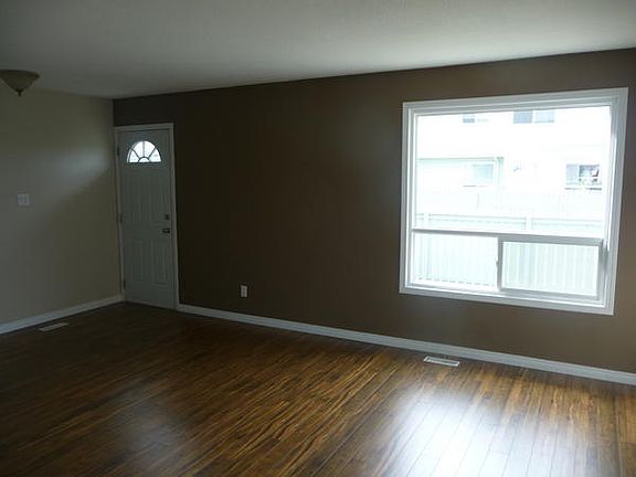 02Living Room_05282024