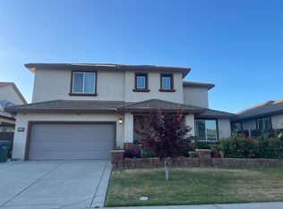 9537 Ballinger Dr, Sacramento, CA