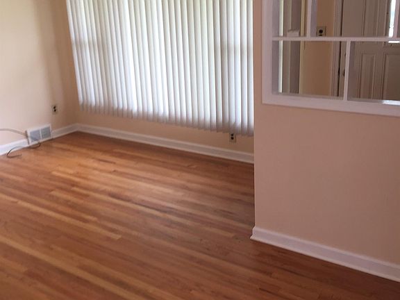 5th image of 30805 Beechnut St