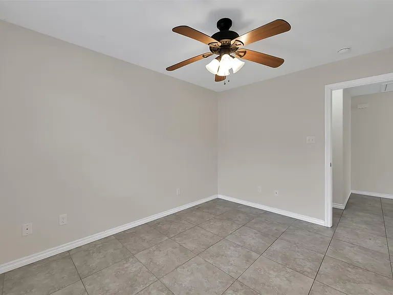 163 S Bend Ct #A — Photo 21