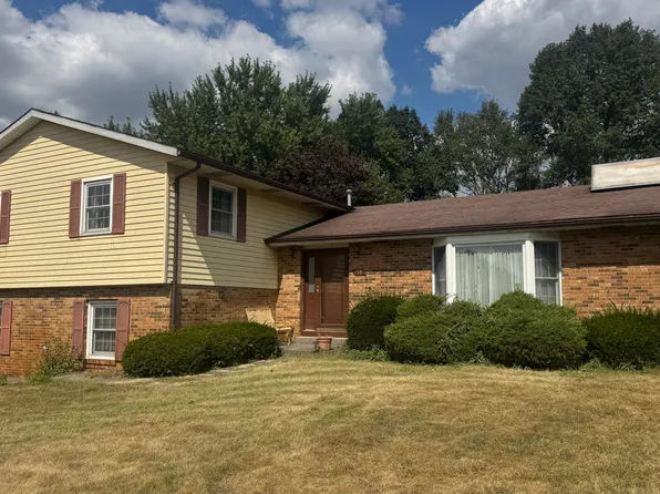 758 Oneida Dr, Springfield, OH 45502