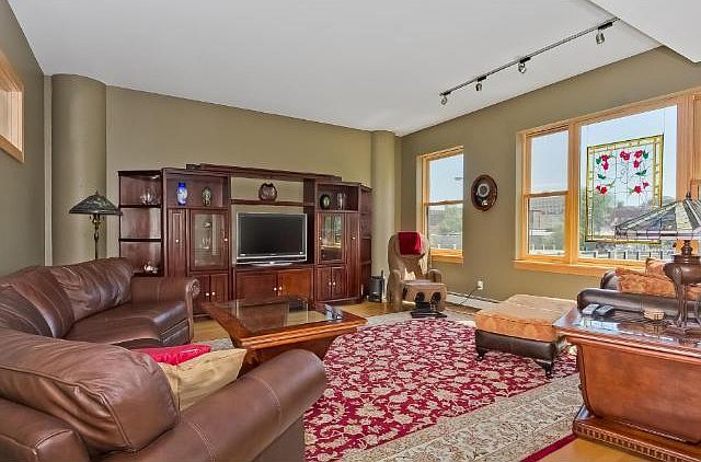 1st image of 401 N 2nd St #5-202