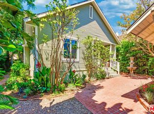 866 N Doheny Dr, West Hollywood, CA 90069