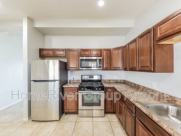 5th image of 3661 W Alice Ave