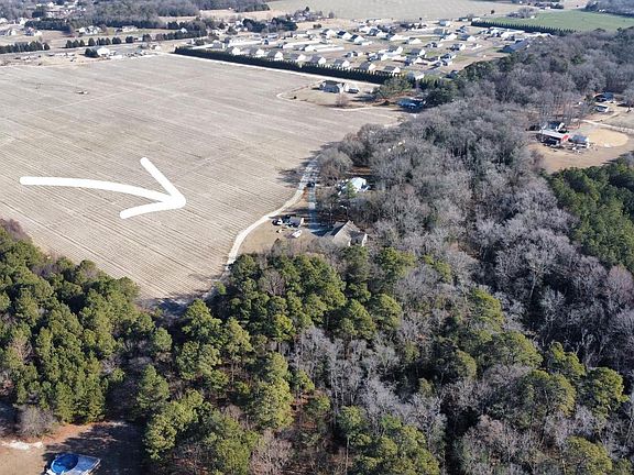 4th image of Little Creek Ln