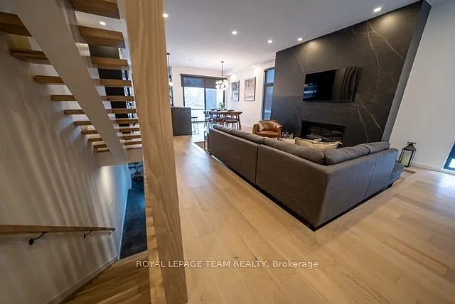 358 Byron Ave — Photo 5