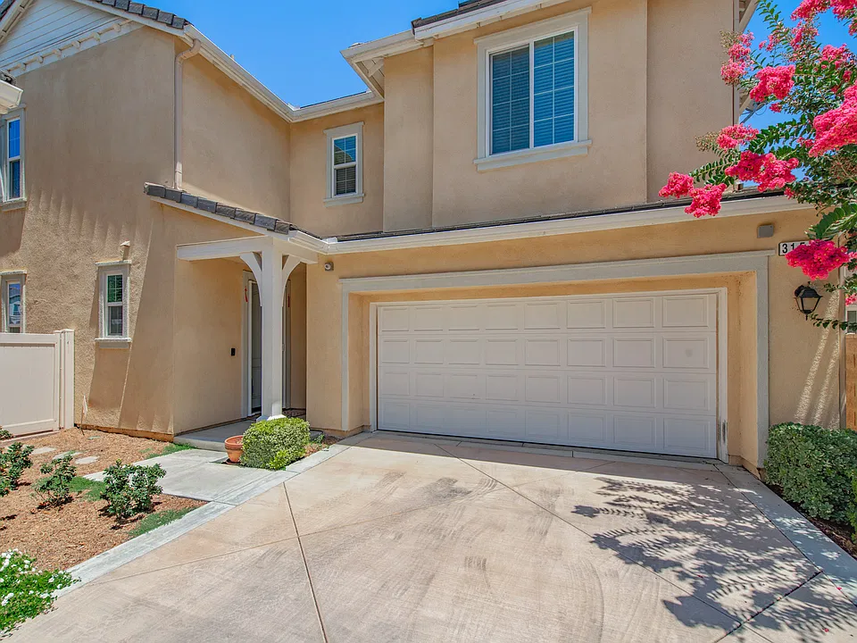 3157 E Chip Smith Way