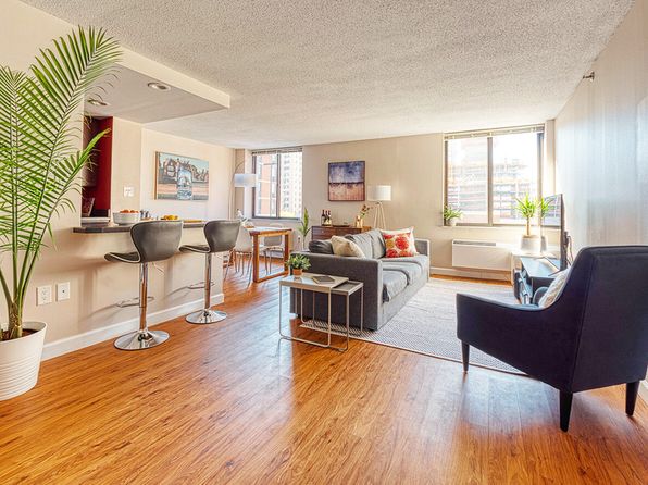 4949 W Pine Blvd #4D