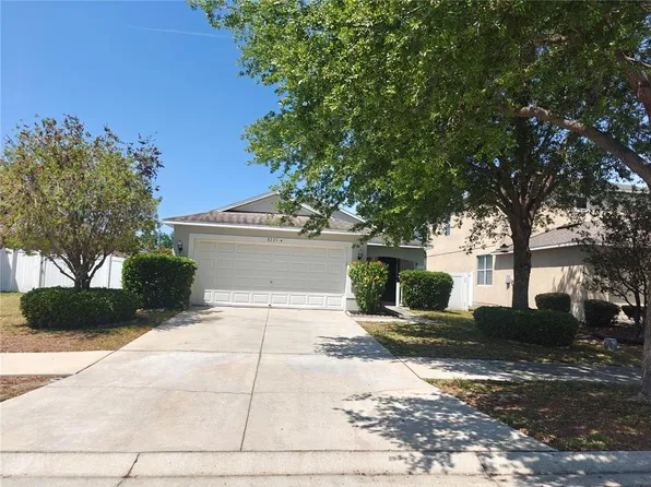 8225 Summer Wood Ln, Riverview, FL 33578