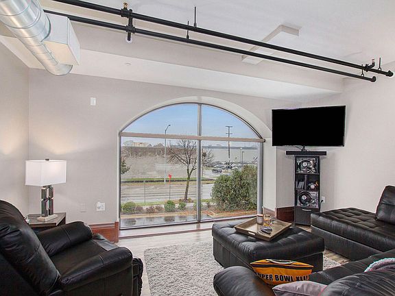 2nd image of 600 7th St NW Unit 213