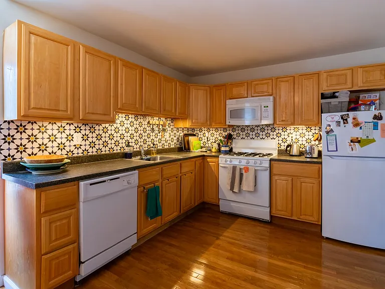 4815 Walton Ave #3 — Photo 7