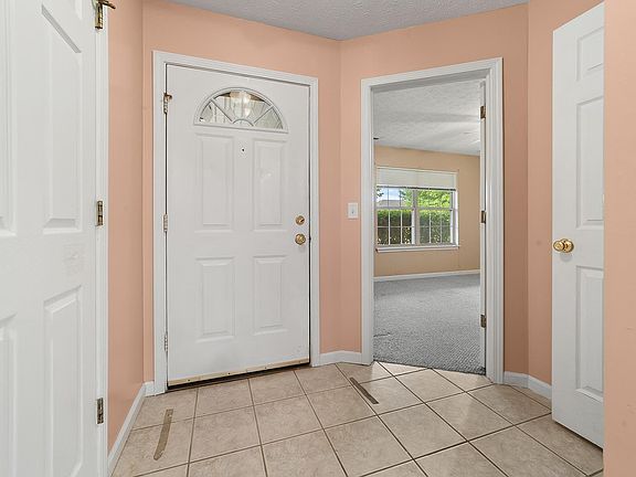 3rd image of 1912 Halyard Ct