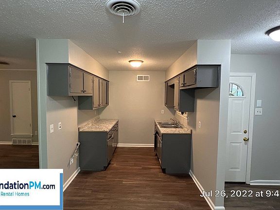 5th image of 3315 Creighton Ave