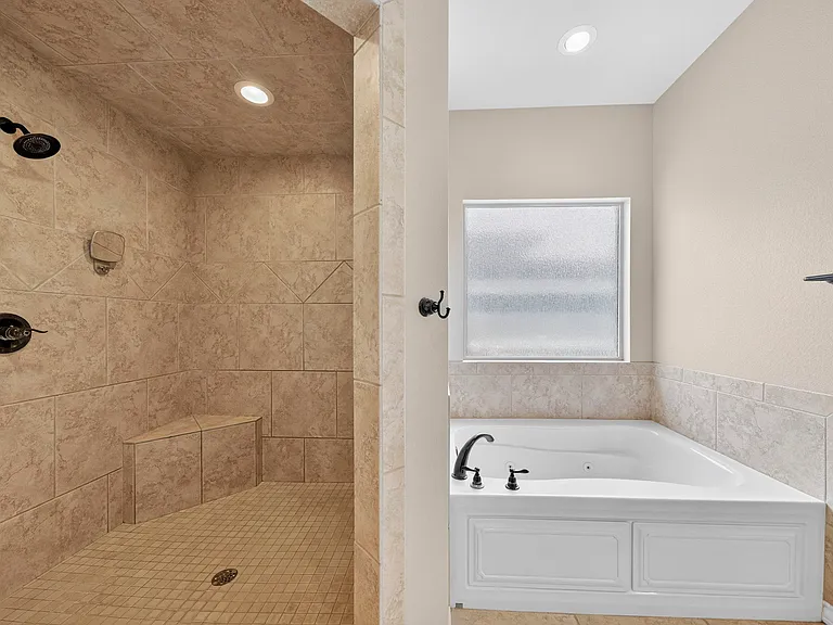 5600 Los Patios Dr — Photo 44