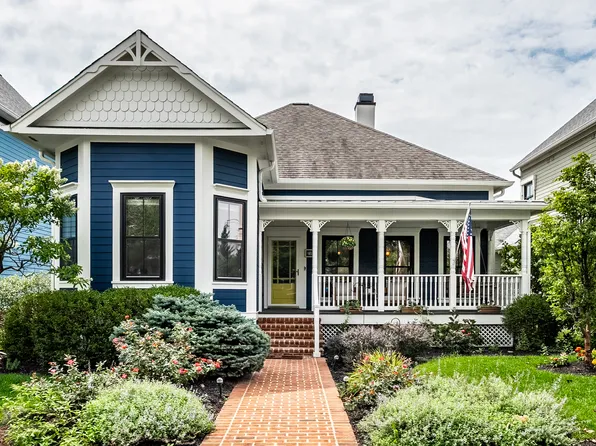2359 Glebe St, Carmel, IN 46032