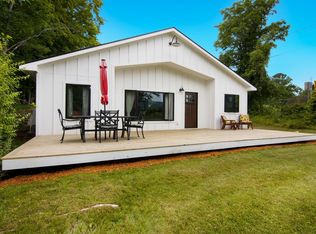 8489 S Glen Lake Rd, Glen Arbor, MI 49636