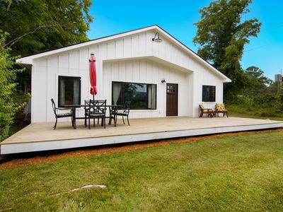 8489 S Glen Lake Rd, Glen Arbor, MI, 49636