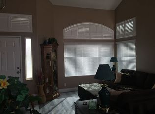 13530 Arroweed Cir, Victorville, CA 92392