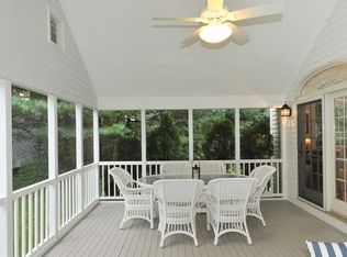 4 Sanger Cir, Dover, MA 02030