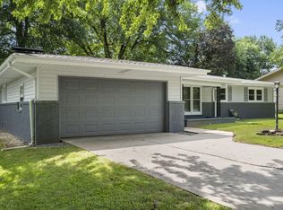 2740 S Wallis Smith Blvd, Springfield, MO 65804