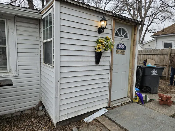 1711 1/2 7th Ave, Council Bluffs, IA 51501