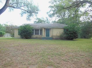 110 S Grace St, Crockett, TX