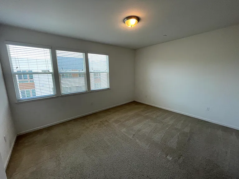 3931 Meridian St — Photo 15