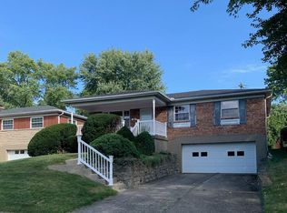 2984 Westbourne Dr, Cincinnati, OH 45248