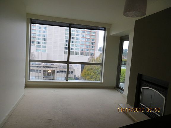2nd image of 10610 NE 9th Pl Unit 603