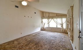 2nd image of 2609 Ashland Ave